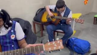 FSM guitar class.
